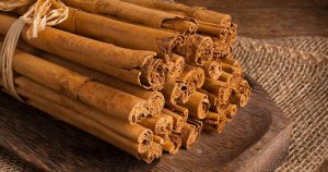 SHOCKING HEALTH BENEFITS OF CEYLON CINNAMON! 1 SPOON a Day Changes LIFE