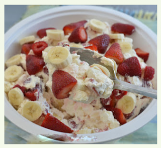 Strawberry-Banana Cheesecake Salad