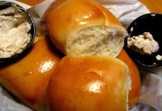 Texas Roadhouse's Rolls